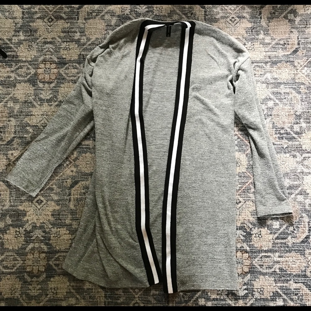 Sporty cardigan